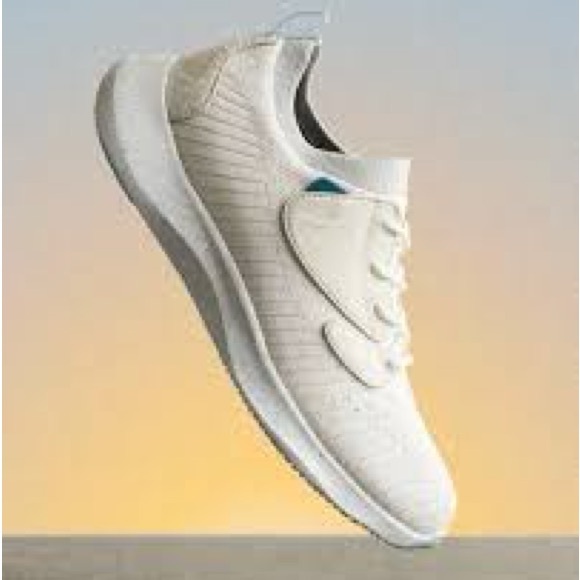 Vessi Everyday Move Waterproof Sneakers // Size 8 - Picture 1 of 4